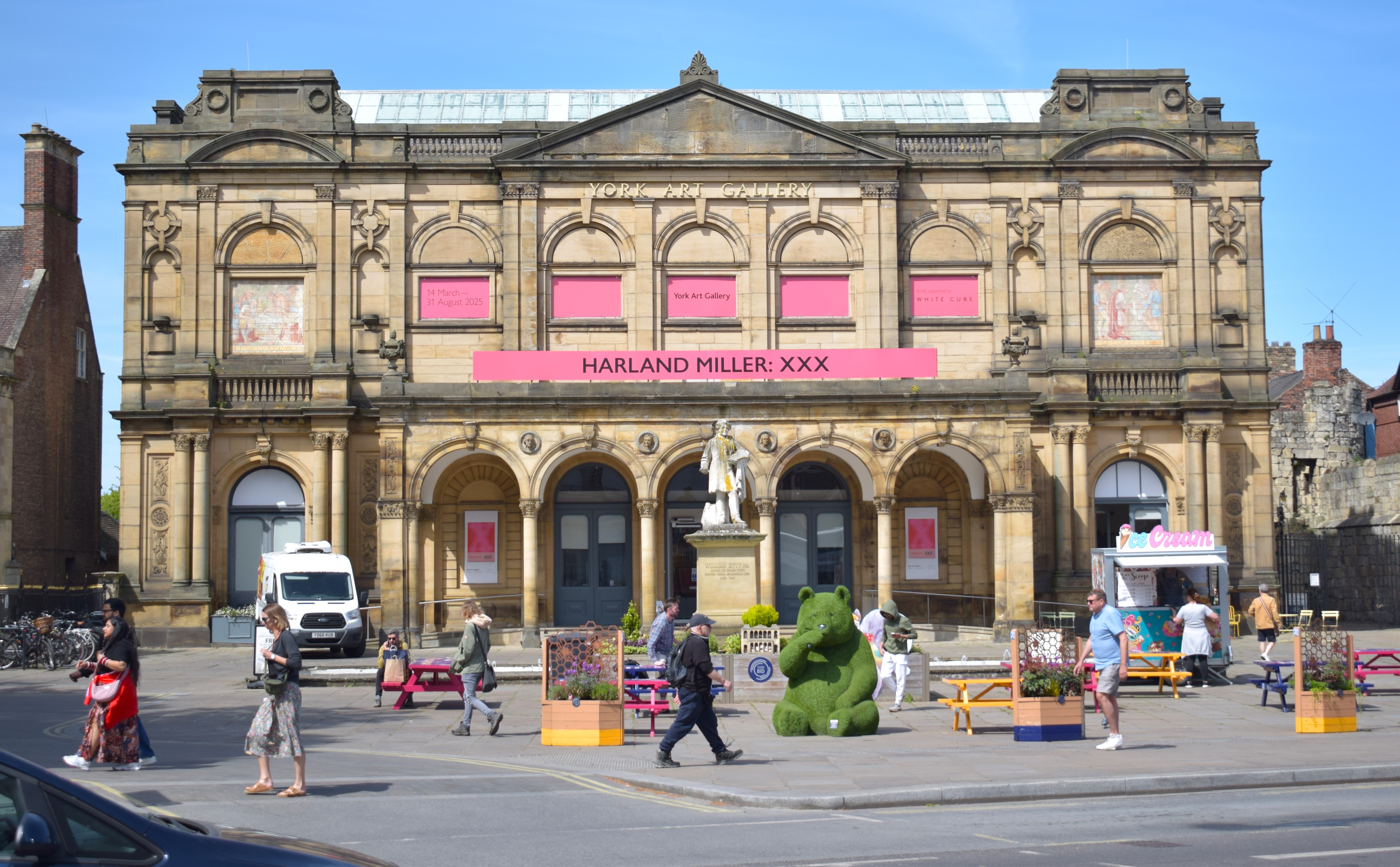 York's Art Gallery