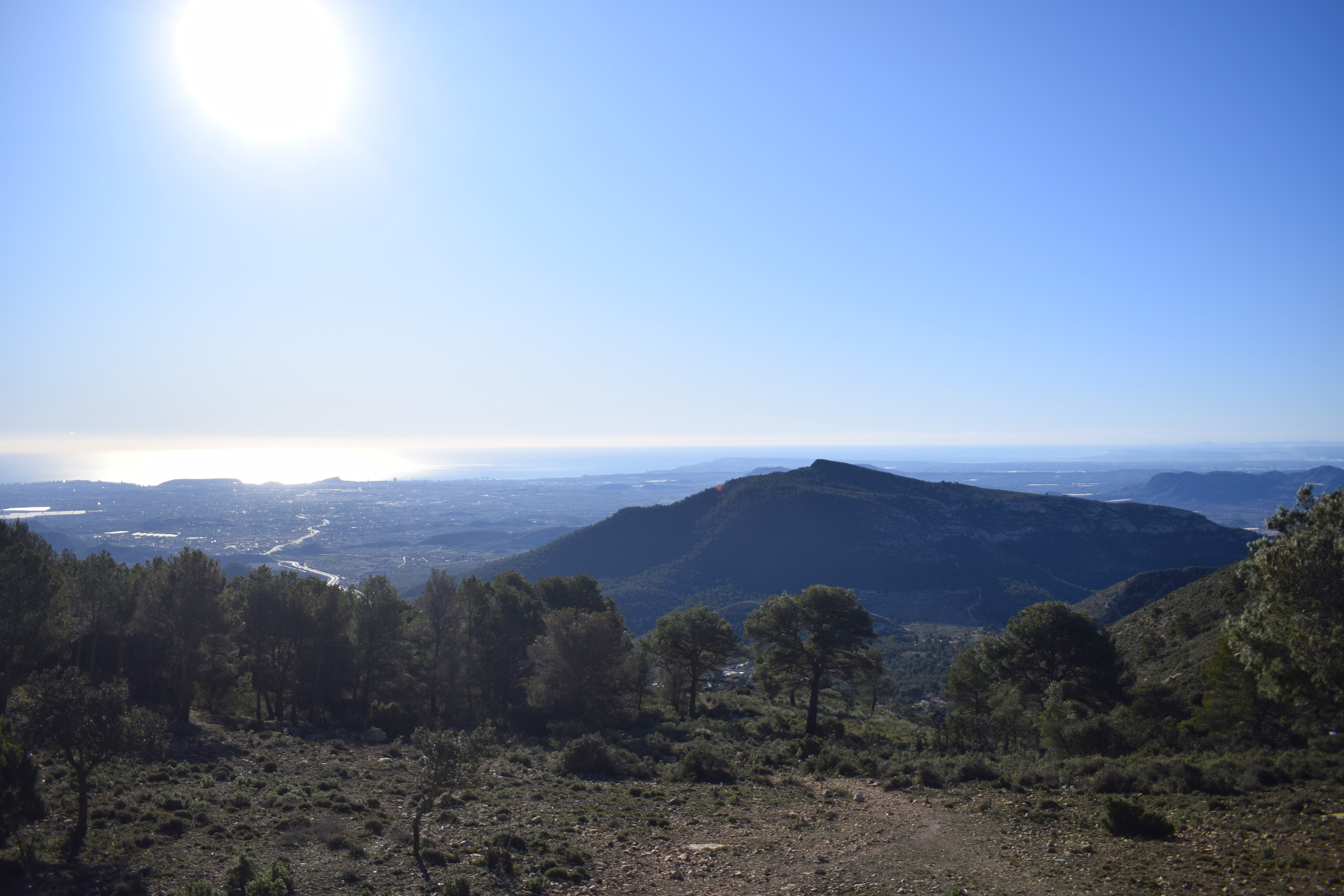 Views from the Maigmó mountain, off to the East.